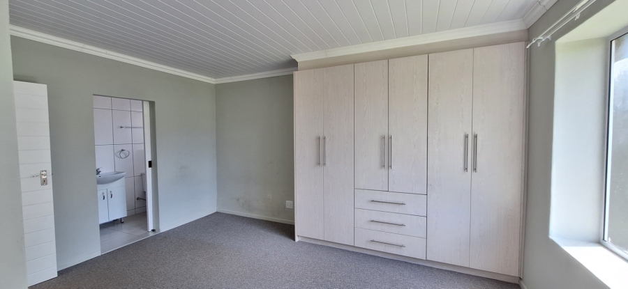 3 Bedroom Property for Sale in Albertinia Western Cape